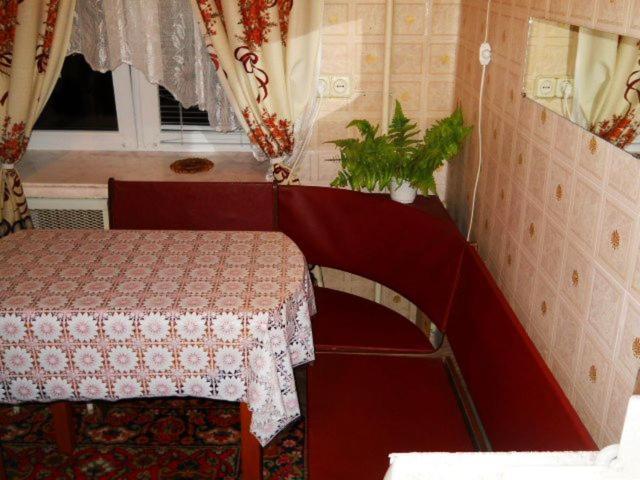 Квартира 2-Кімнатна Бюджетна Центр Парк-10Хв Wi-Fi Ternopil Ngoại thất bức ảnh